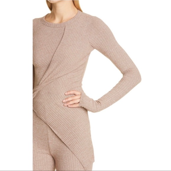 ALIX NYC Top - Picture 3 of 13